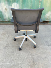 Load image into Gallery viewer, Setu by Herman Miller NO SHIPPING AVAILABLE