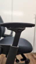 Load image into Gallery viewer, Steelcase Leap V2 Office Chair (Black)