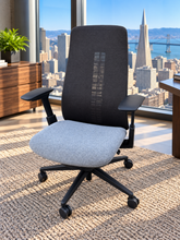 Load image into Gallery viewer, Haworth Fern Ergonomic Executive Office Chair – Gray / Black – 5 Year Warranty