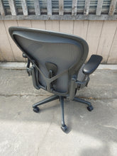Load image into Gallery viewer, Herman Miller remastered posture fit SL size C