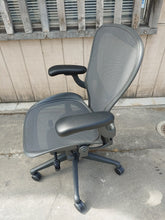 Load image into Gallery viewer, Herman Miller remastered posture fit SL size C